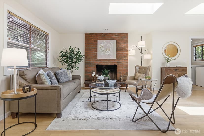 Property photo for 12926 164h Avenue NE, Redmond photo 8
