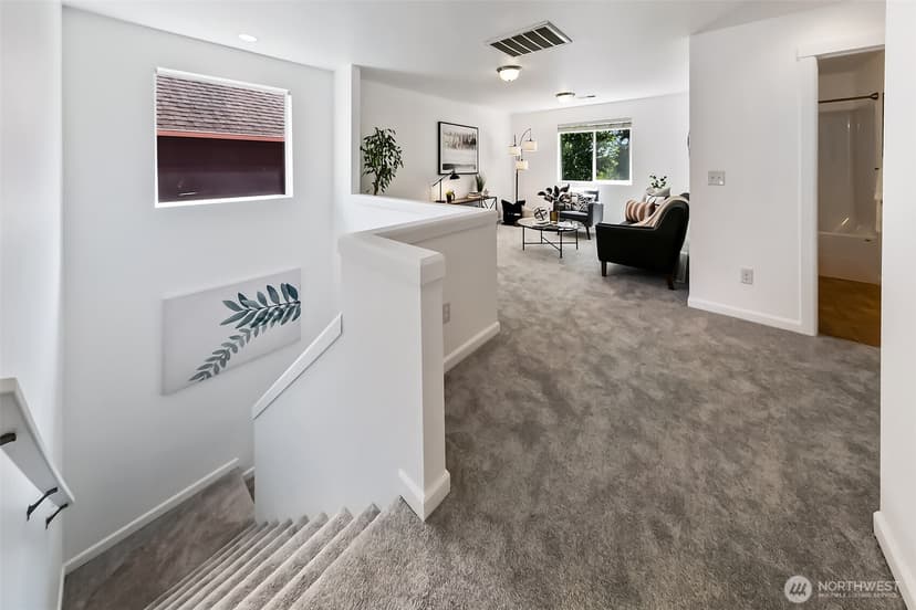 Property photo for 11341 5th Avenue SW, Seattle photo 18