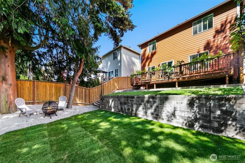 Property photo for 11341 5th Avenue SW, Seattle photo 16