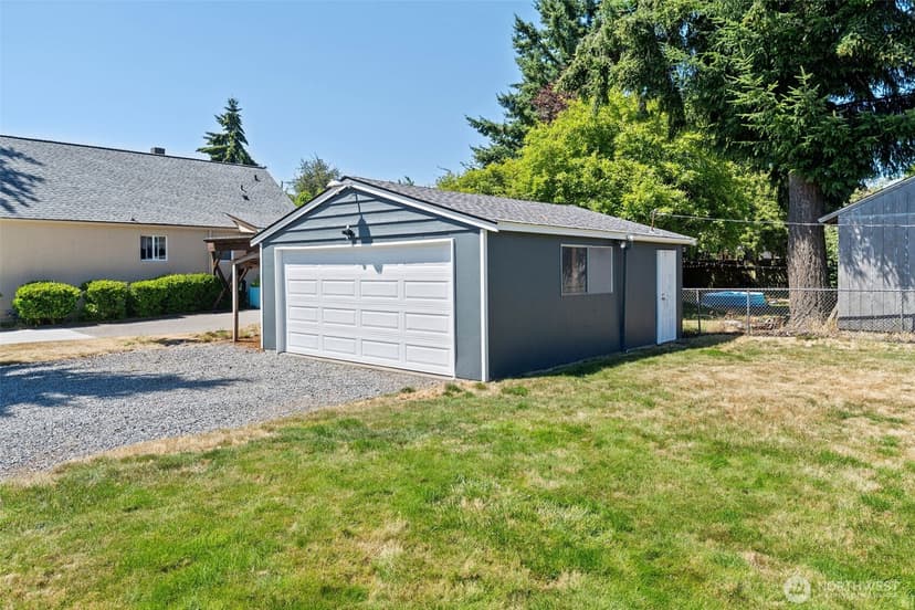 Property photo for 1401 S 51st Street, Tacoma photo 9