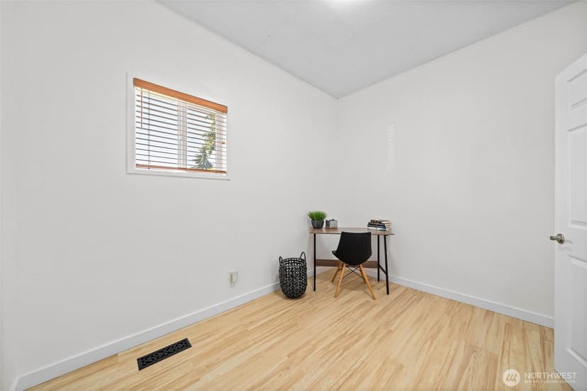 Property photo for 1401 S 51st Street, Tacoma photo 34