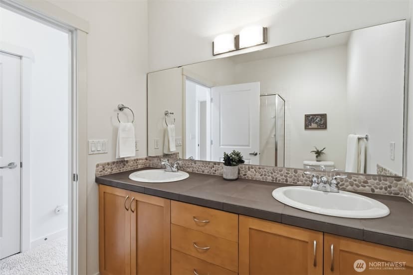 Property photo for 2225 NW Moraine Place, Issaquah photo 23