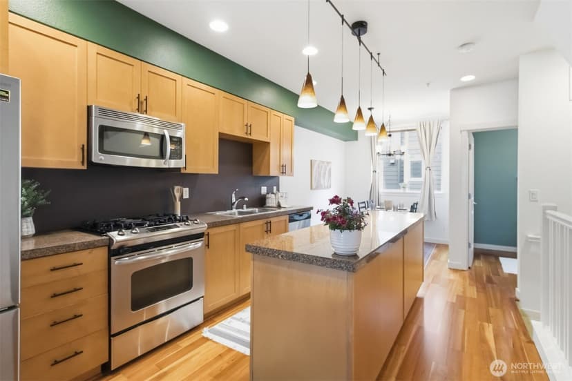 Property photo for 2225 NW Moraine Place, Issaquah photo 9