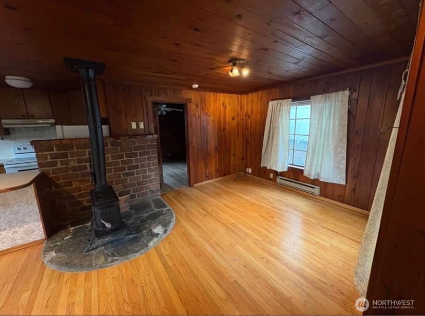 Property photo for 26420 Lake Fenwick Road S, Kent photo 40
