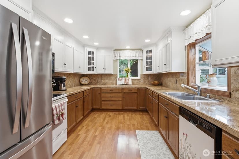 Property photo for 26420 Lake Fenwick Road S, Kent photo 14