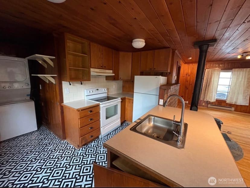 Property photo for 26420 Lake Fenwick Road S, Kent photo 38