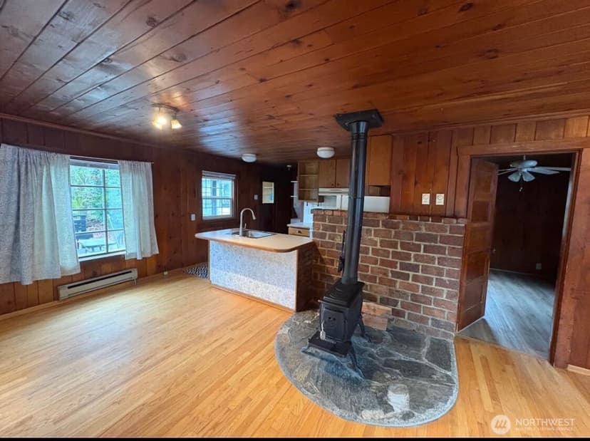 Property photo for 26420 Lake Fenwick Road S, Kent photo 39