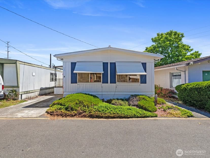 Property photo for 6324 212th Street SW #5, Lynnwood photo 31