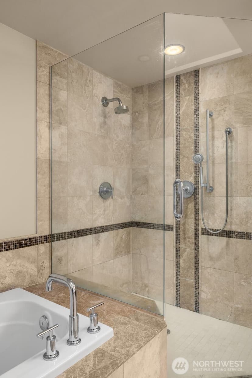 Property photo for 1211 N 42nd Place, Renton photo 22