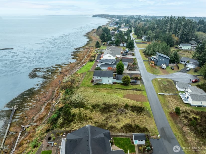 Property photo for 130 Sunrise Avenue SE, Ocean Shores photo 7