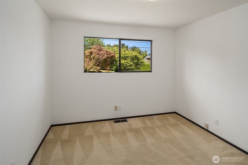 Property photo for 9114 31st Avenue NW, Seattle photo 16