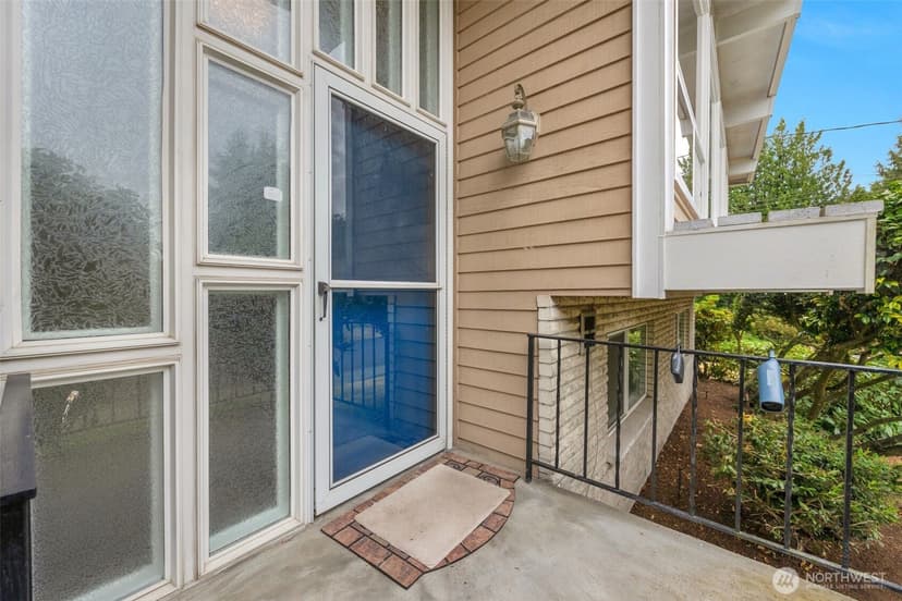 Property photo for 19122 34th Place S, SeaTac photo 10