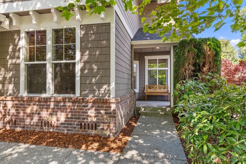 Property photo for 150 Orcas Avenue, Renton photo 4