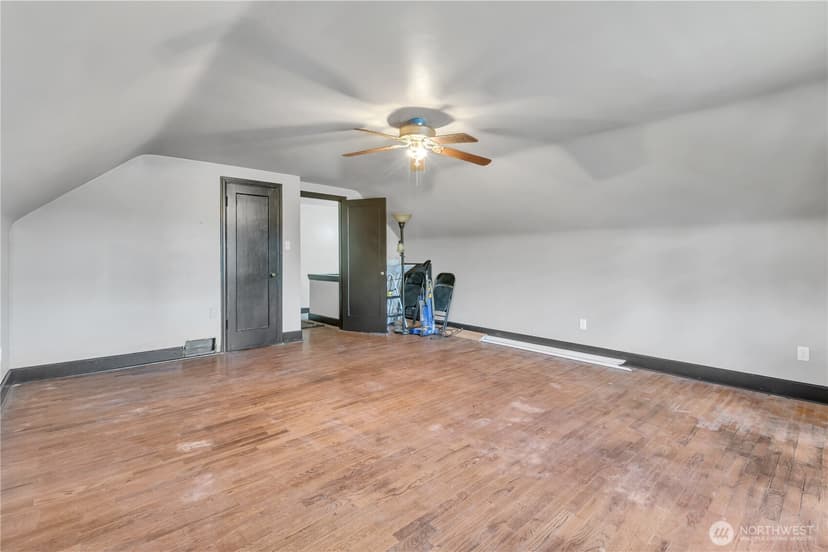 Property photo for 5620 Yakima Avenue, Tacoma photo 11
