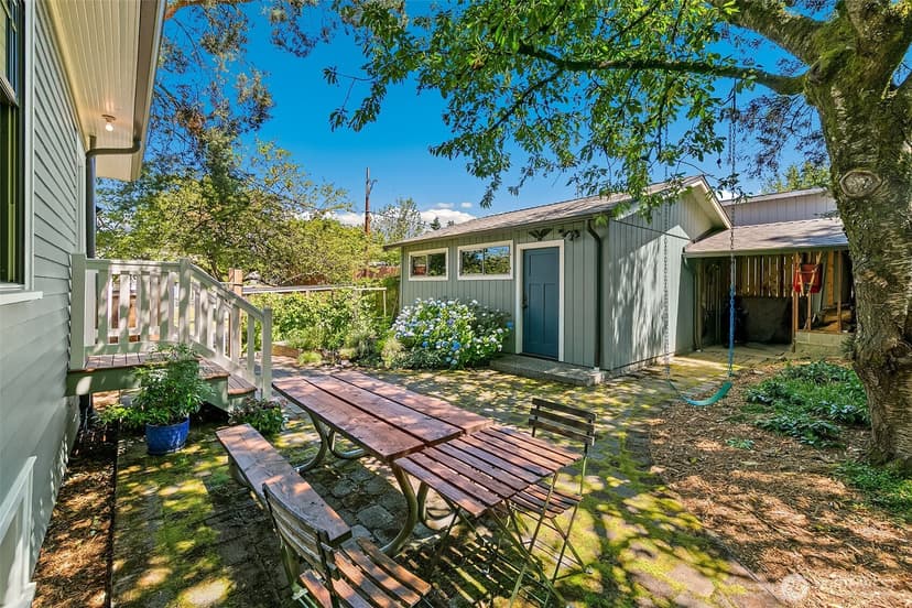 Property photo for 360 27th Avenue, Seattle photo 18