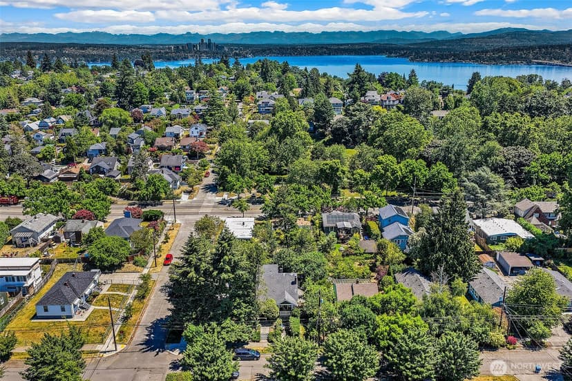 Property photo for 360 27th Avenue, Seattle photo 30
