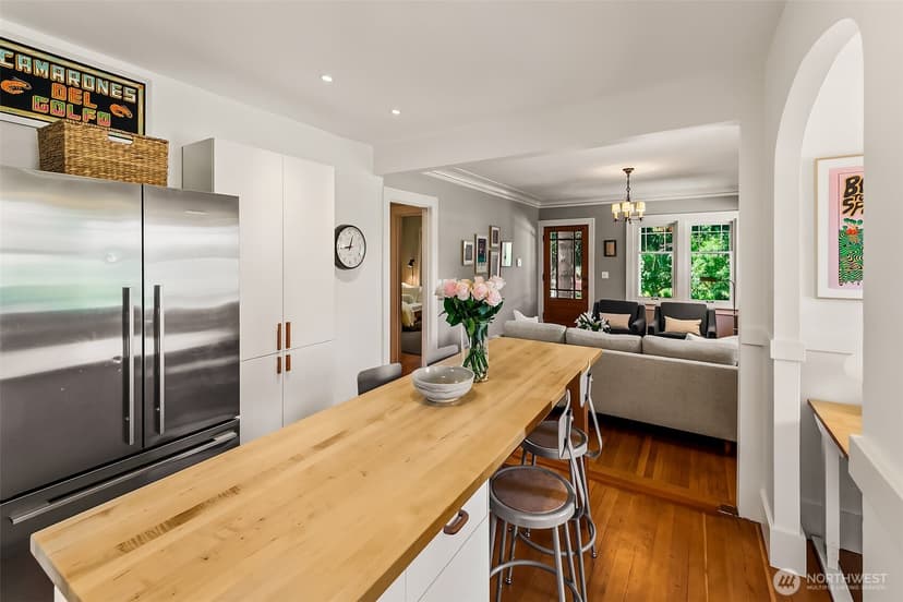 Property photo for 360 27th Avenue, Seattle photo 11