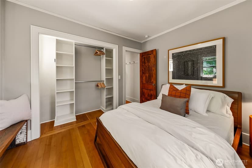 Property photo for 360 27th Avenue, Seattle photo 15
