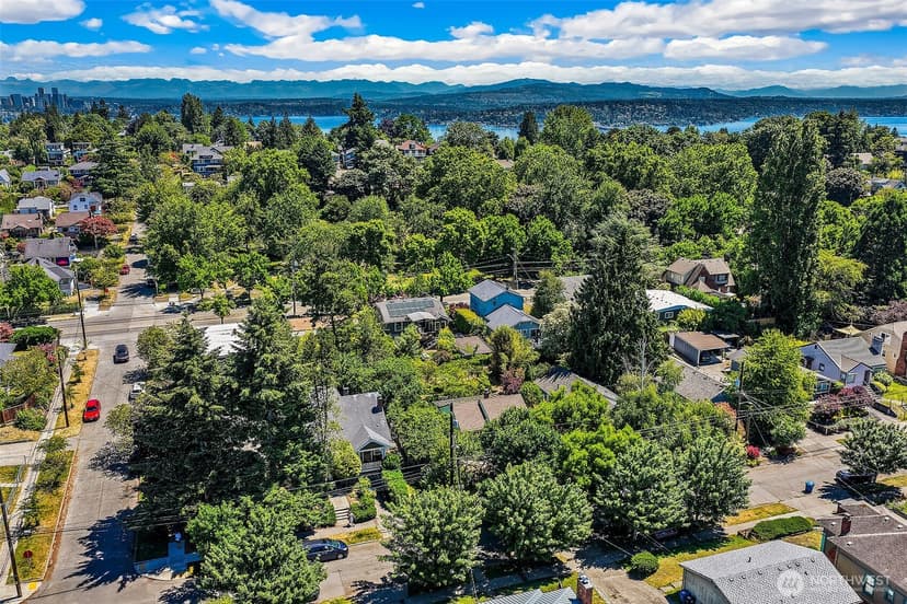 Property photo for 360 27th Avenue, Seattle photo 32