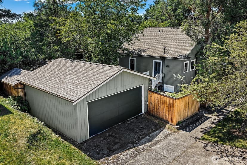 Property photo for 360 27th Avenue, Seattle photo 26