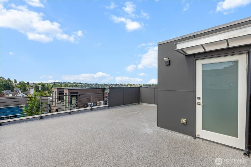 Property photo for 1302 30th Avenue S, Seattle photo 37