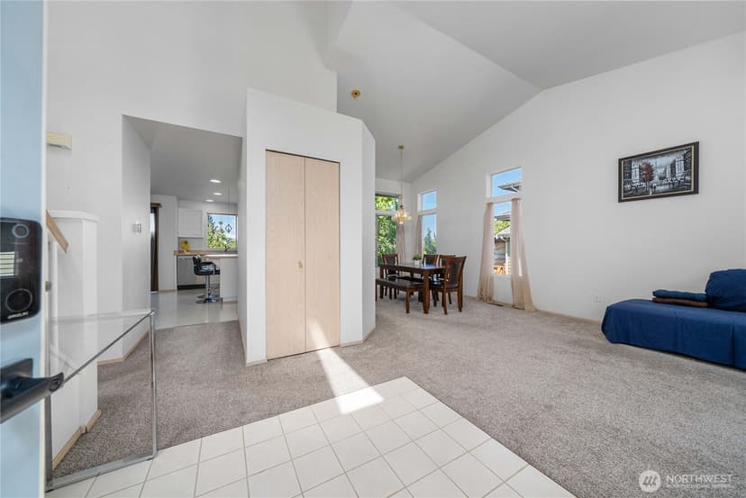 Property photo for 3808 47th Avenue NE, Tacoma photo 5
