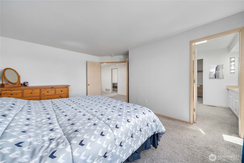 Property photo for 3808 47th Avenue NE, Tacoma photo 17
