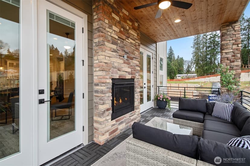 Property photo for 13036 75th Place S, Seattle photo 3