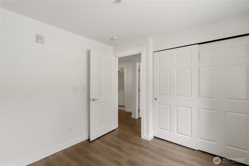 Property photo for 823 Davis Place S #104, Seattle photo 16