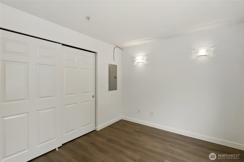 Property photo for 823 Davis Place S #104, Seattle photo 14