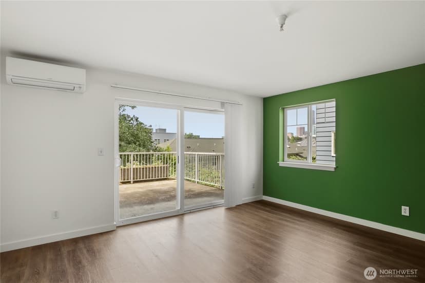 Property photo for 823 Davis Place S #104, Seattle photo 10