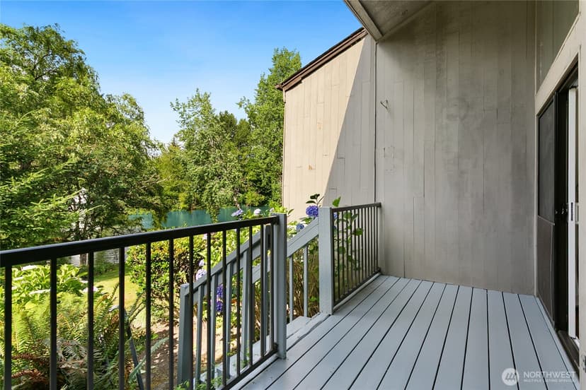 Property photo for 13832 NE 66th Street #605, Redmond photo 18