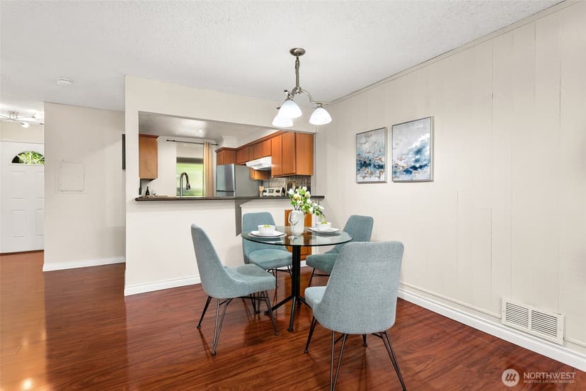 Property photo for 13832 NE 66th Street #605, Redmond photo 28