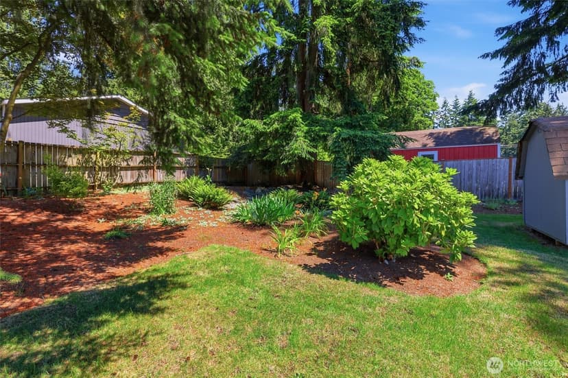 Property photo for 4627 192nd St SW, Lynnwood photo 29