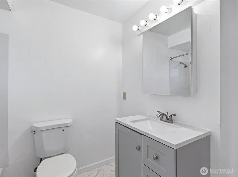 Property photo for 4627 192nd St SW, Lynnwood photo 22