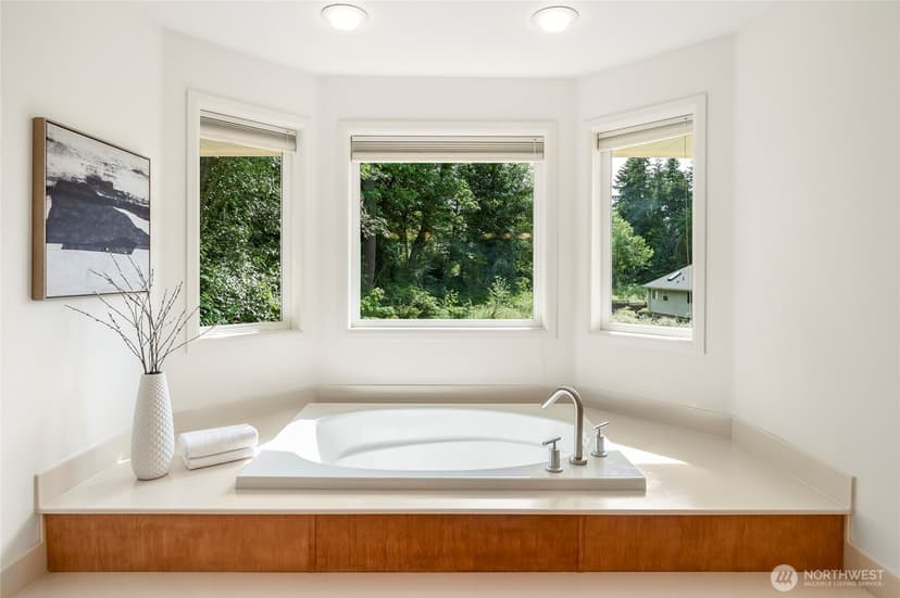 Property photo for 1479 Mukilteo Boulevard, Mukilteo photo 18