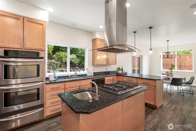 Property photo for 1479 Mukilteo Boulevard, Mukilteo photo 8