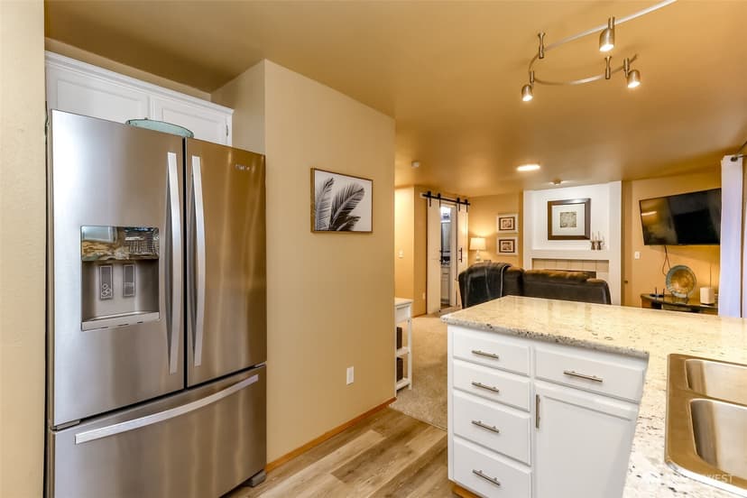 Property photo for 3817 52nd Avenue NE, Tacoma photo 16