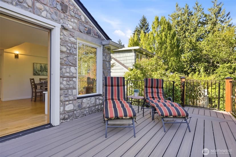 Property photo for 4616 49th Avenue S, Seattle photo 13