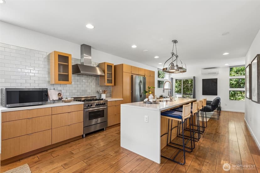 Property photo for 3161 S Oregon Street, Seattle photo 14