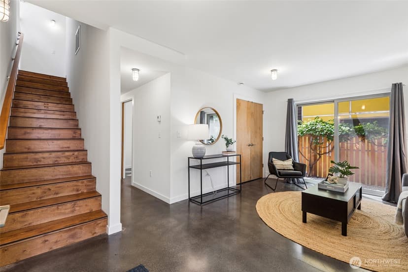 Property photo for 3161 S Oregon Street, Seattle photo 8