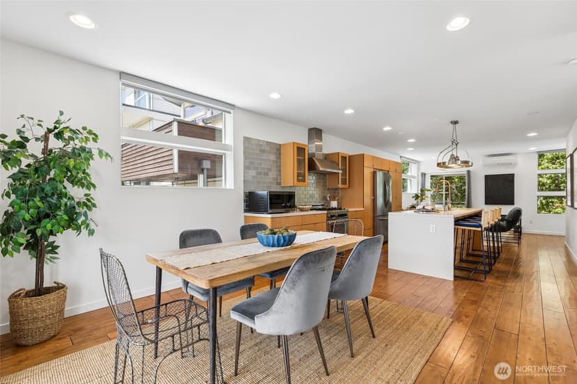 Property photo for 3161 S Oregon Street, Seattle photo 13