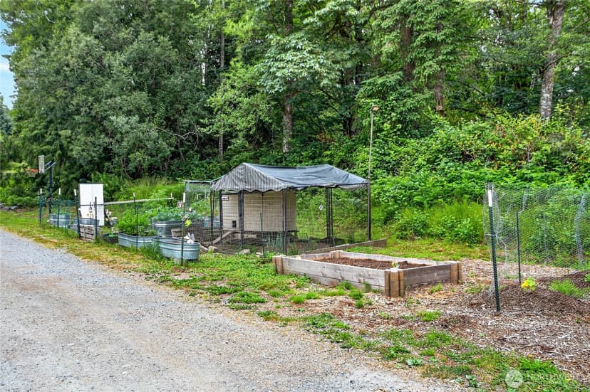 Property photo for 6622 5th Drive NW, Marysville photo 7