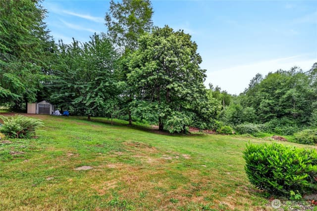 Property photo for 6622 5th Drive NW, Marysville photo 4