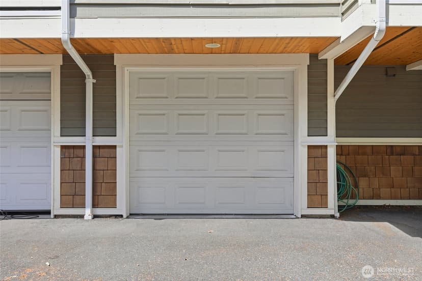 Property photo for 6526 34th Avenue NE #B, Seattle photo 31