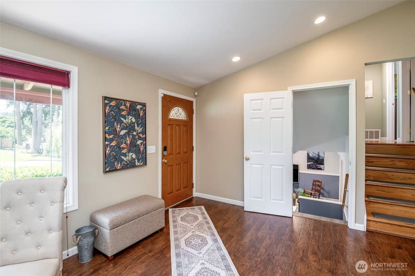 Property photo for 7304 NE 143rd Street, Kenmore photo 6