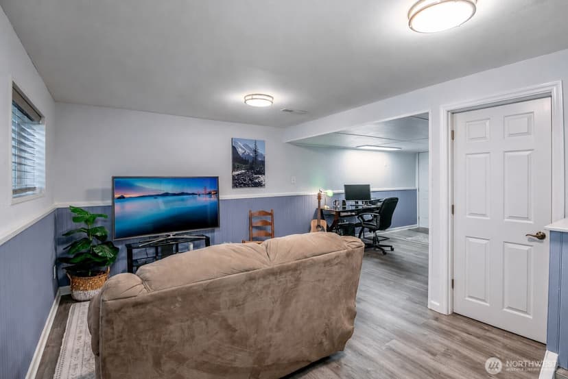 Property photo for 7304 NE 143rd Street, Kenmore photo 17