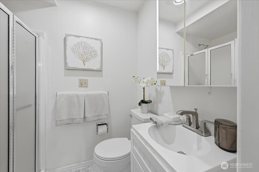 Property photo for 15804 35th Avenue NE, Lake Forest Park photo 15