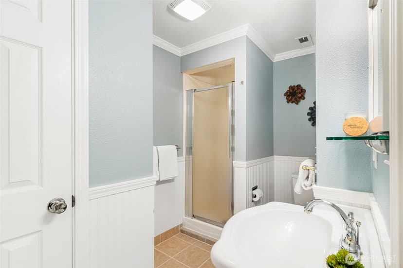 Property photo for 6312 Agnes Road NE, Tacoma photo 31