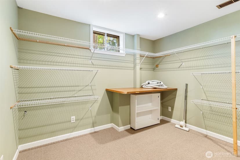 Property photo for 6312 Agnes Road NE, Tacoma photo 30